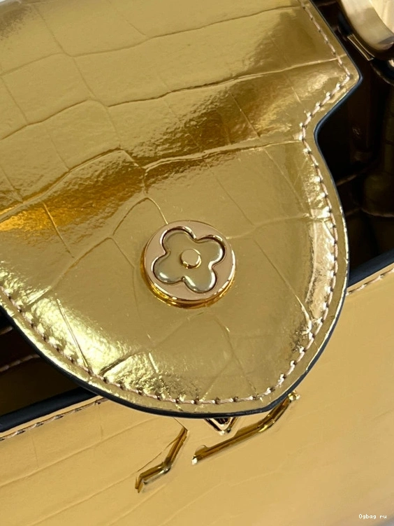 CAPUCINES LOUIS VUITTON BB 0824